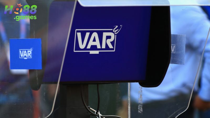 Những giải đấu quy mô lớn luôn có sự xuất hiện của check VAR